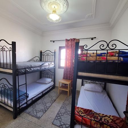 Warzazat Hostel Buitenkant foto