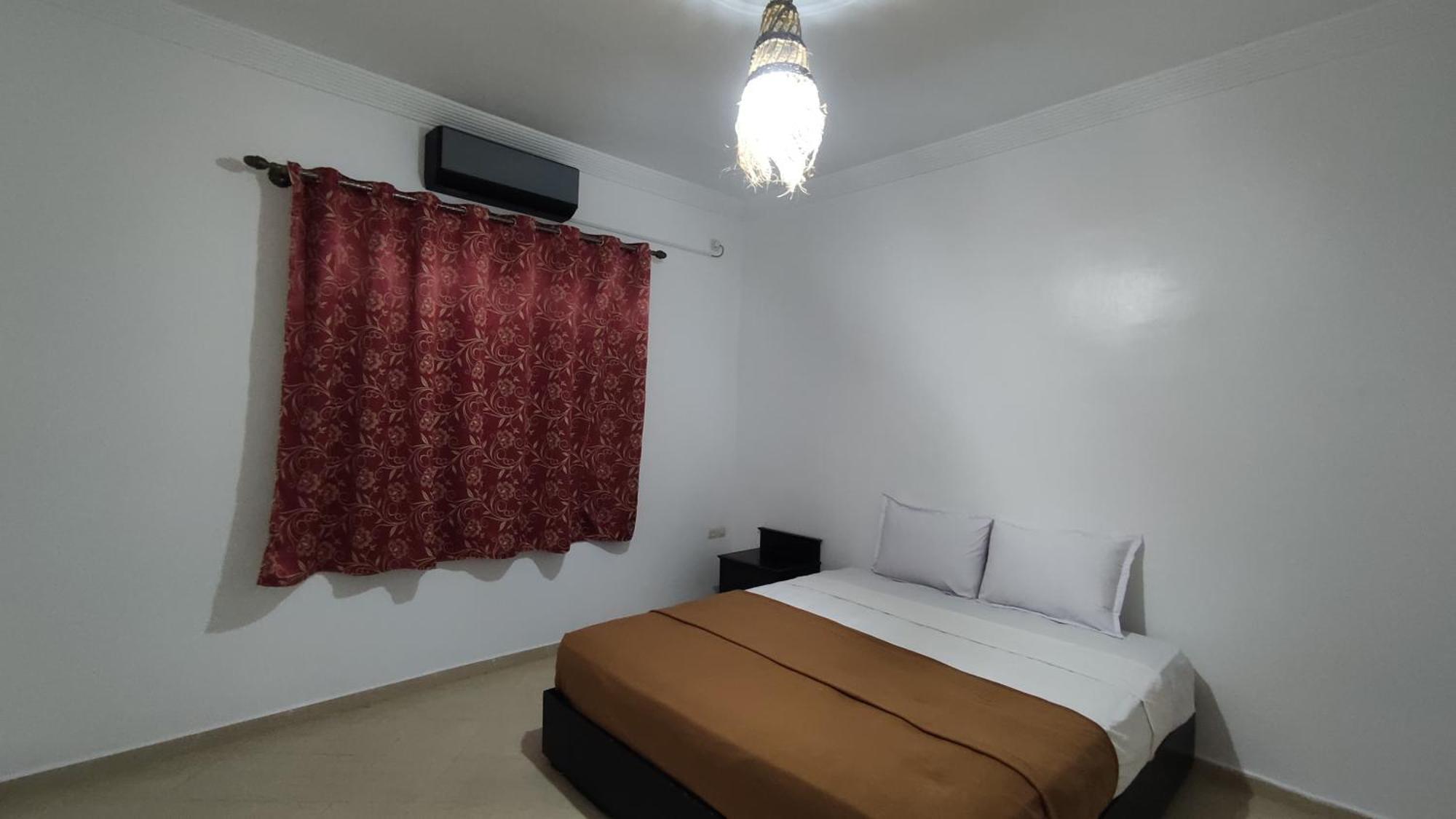 Warzazat Hostel Buitenkant foto