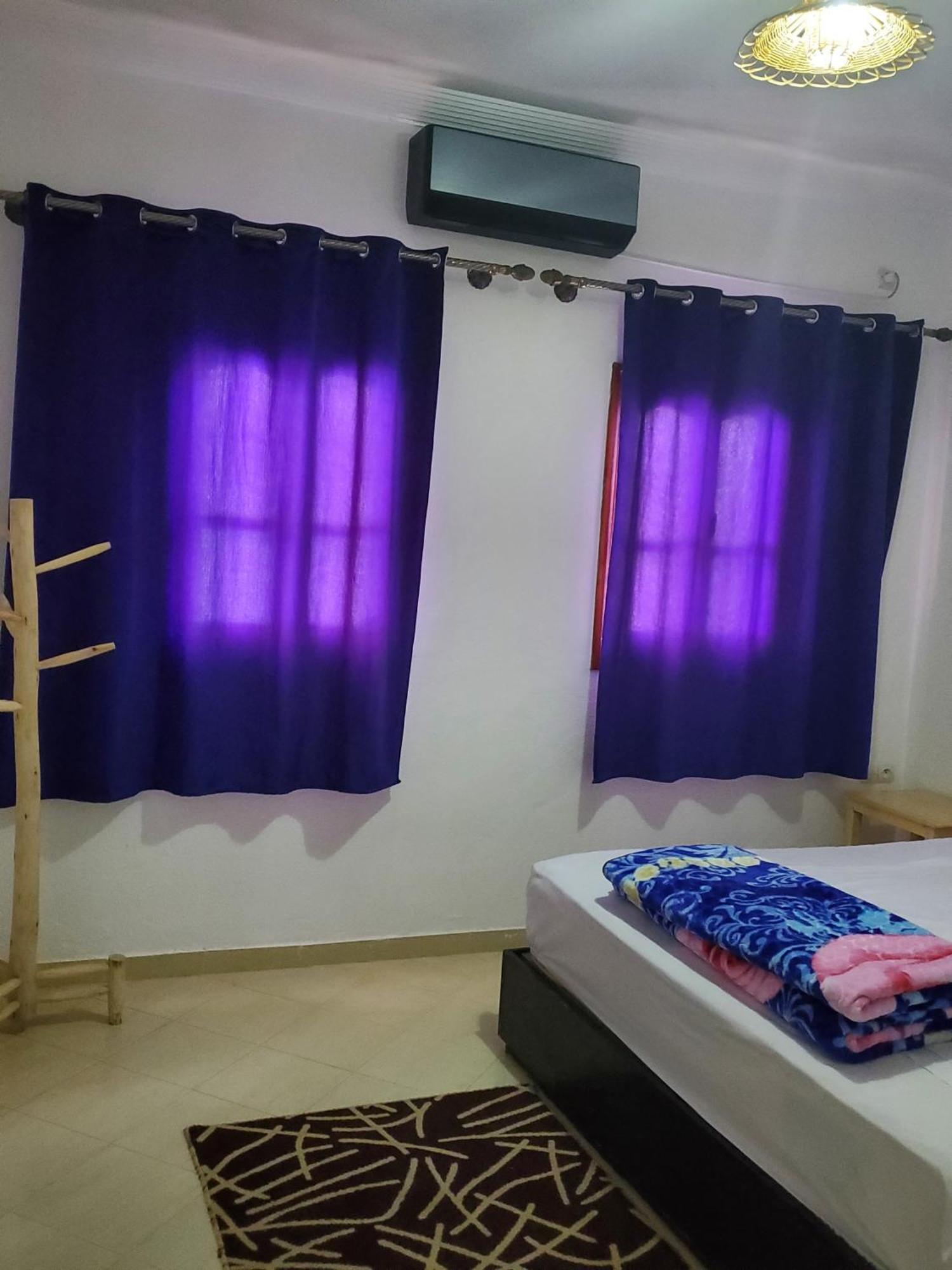 Warzazat Hostel Buitenkant foto